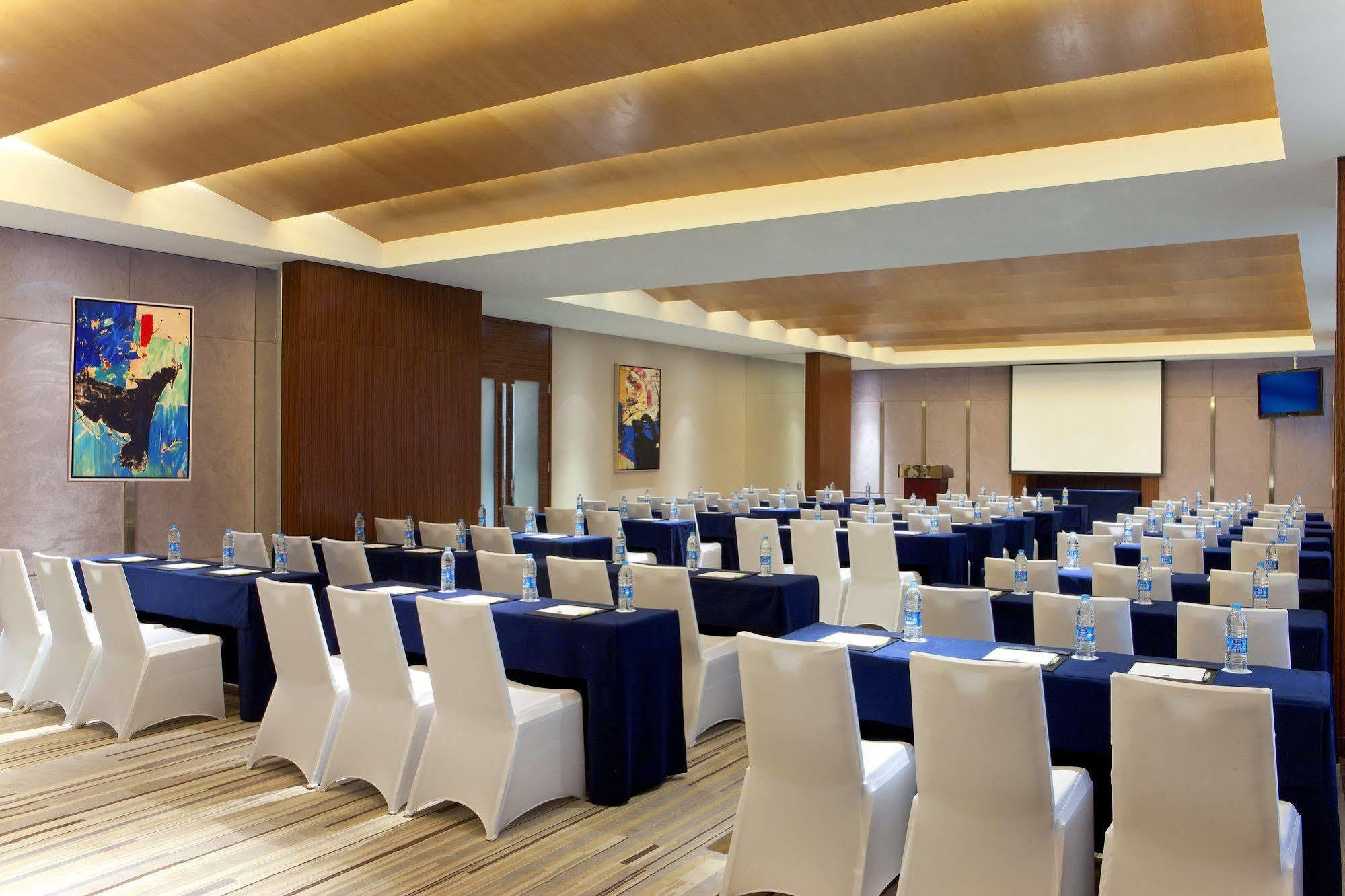 Four Points By Sheraton Taicang Exterior foto